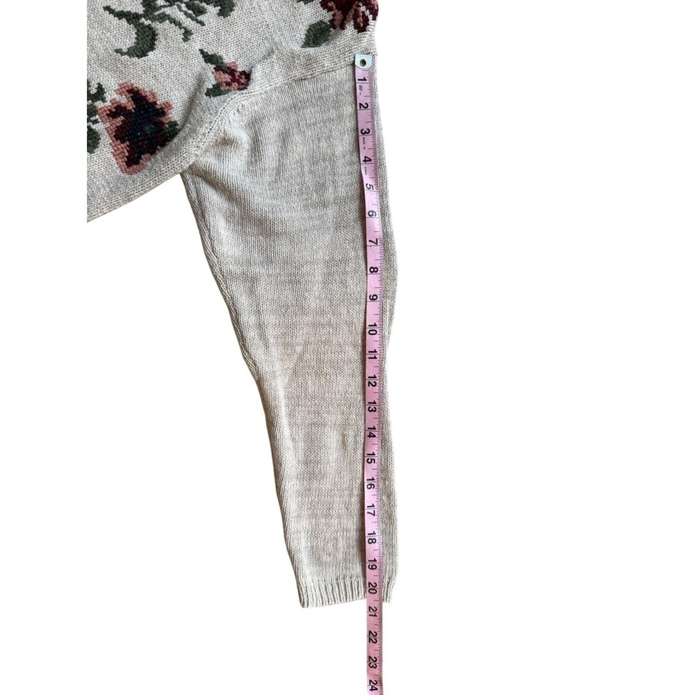 VTG Floral Embroidered Sweater Cottagecore grannycore spring fashion layering Lg - Picture 6 of 10